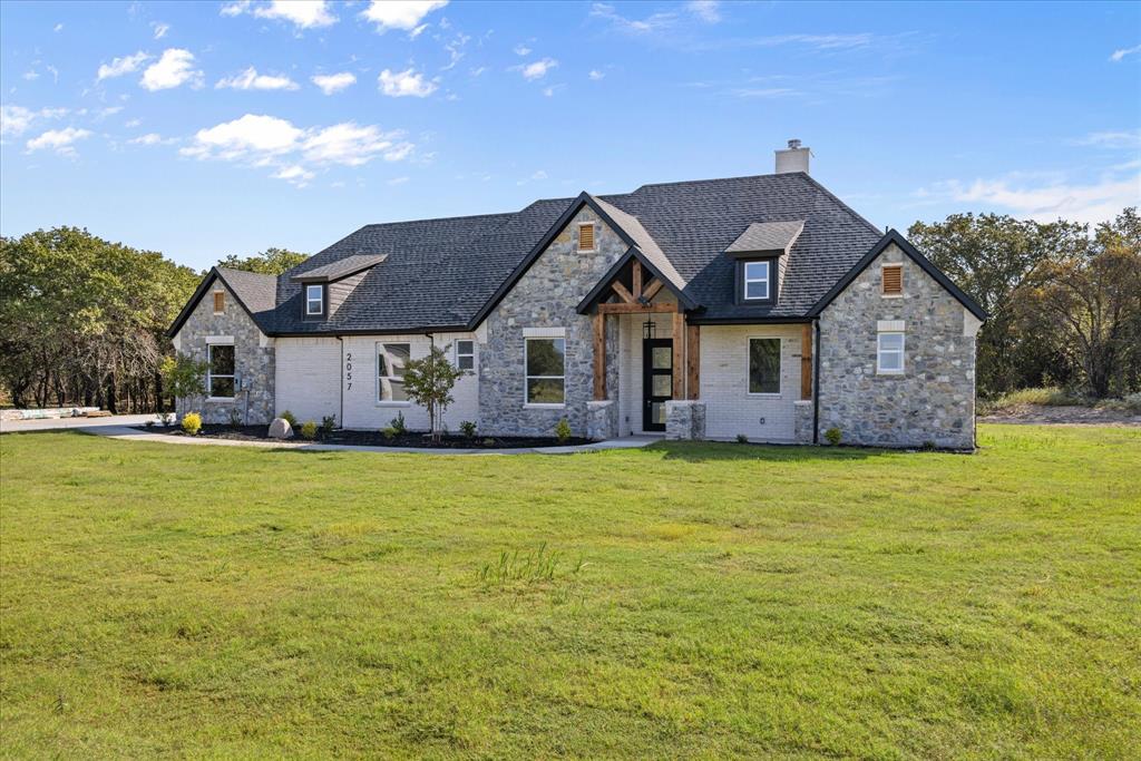 2057 Glenhollow Drive Property Photo 1