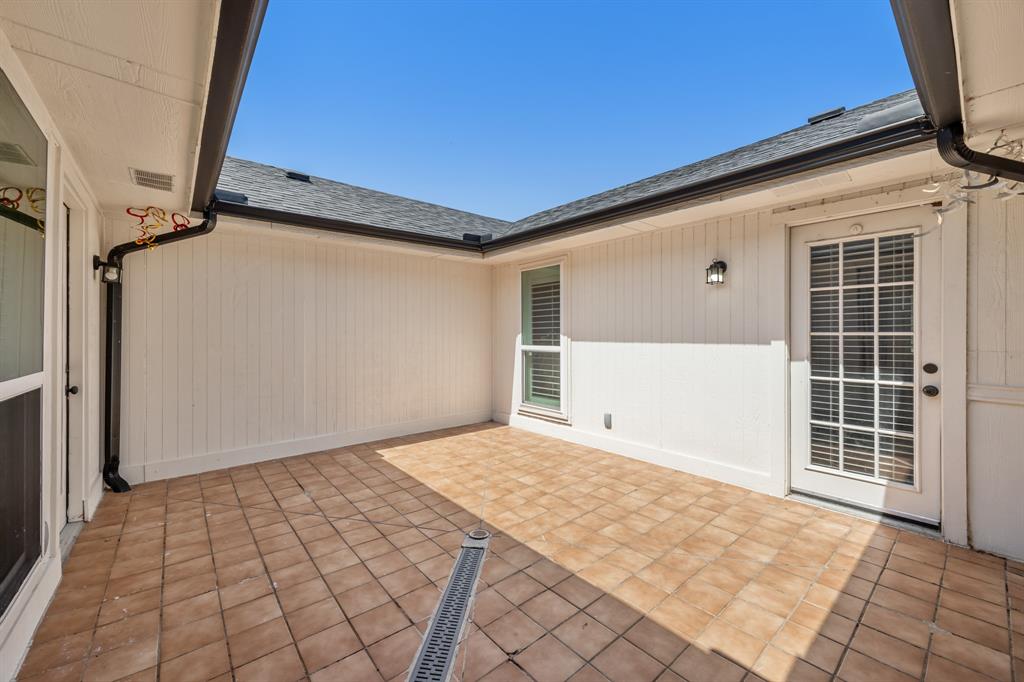 1301 Davis Lane Property Photo 23