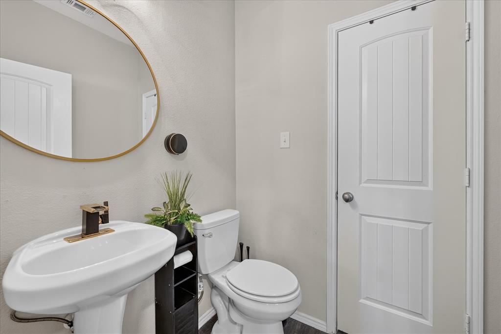 8913 Cranston Court Property Photo 10