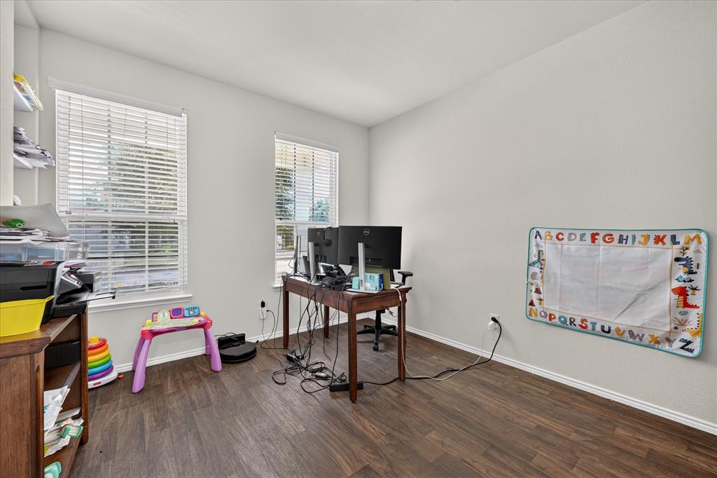 8913 Cranston Court Property Photo 11