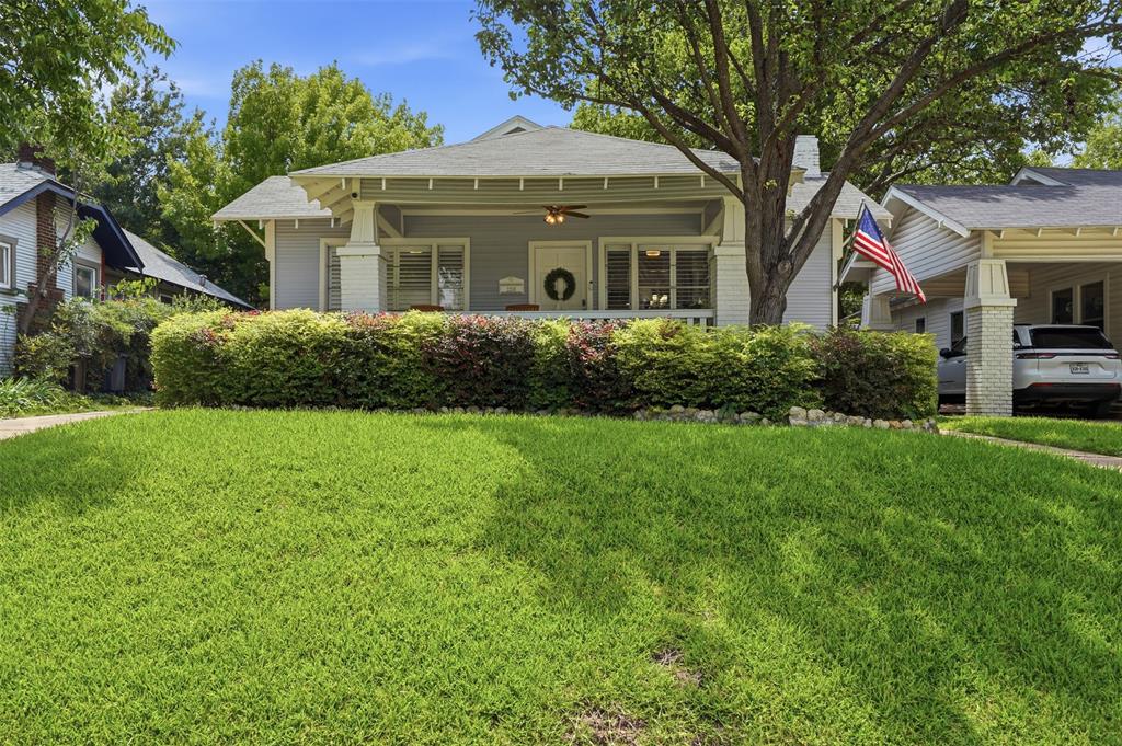 2208 Western Avenue Property Photo 4