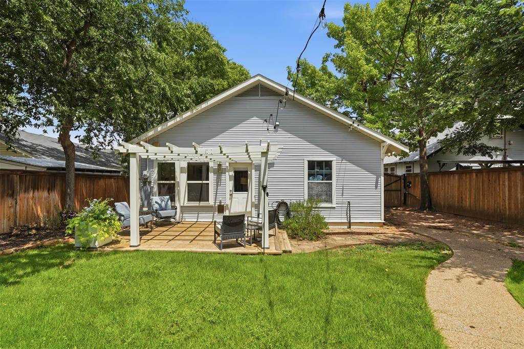 2208 Western Avenue Property Photo 32
