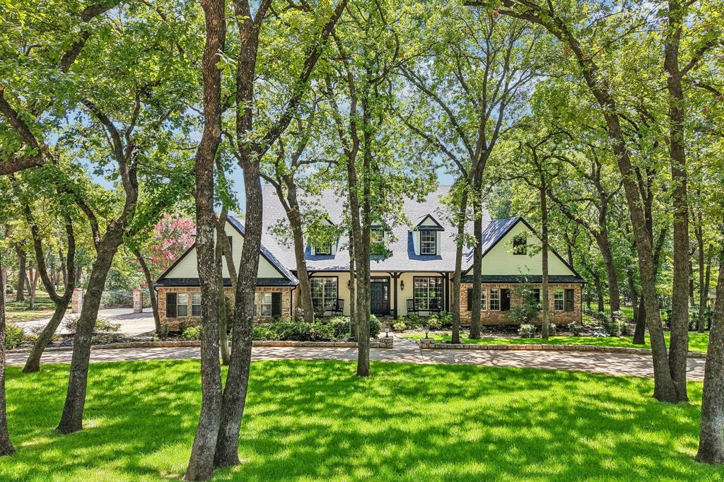 1455 Hickory Court Property Photo 1
