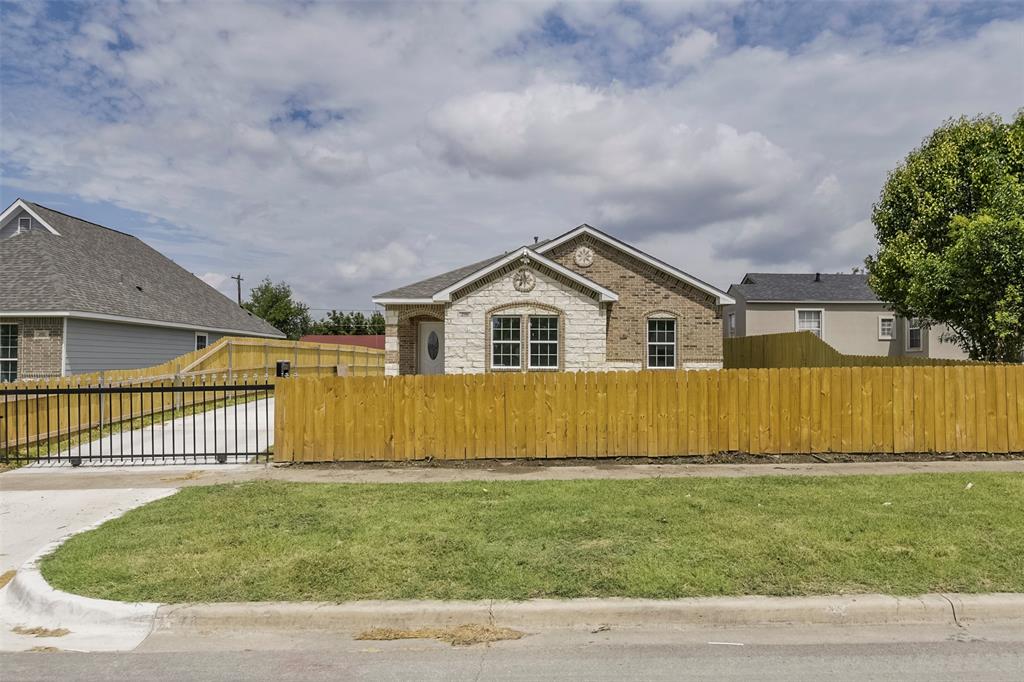 2506 S Denley Drive Property Photo 1