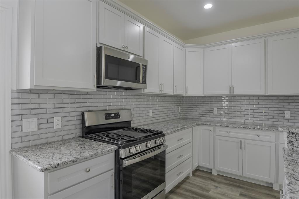 2506 S Denley Drive Property Photo 6