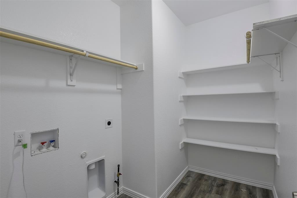2506 S Denley Drive Property Photo 13