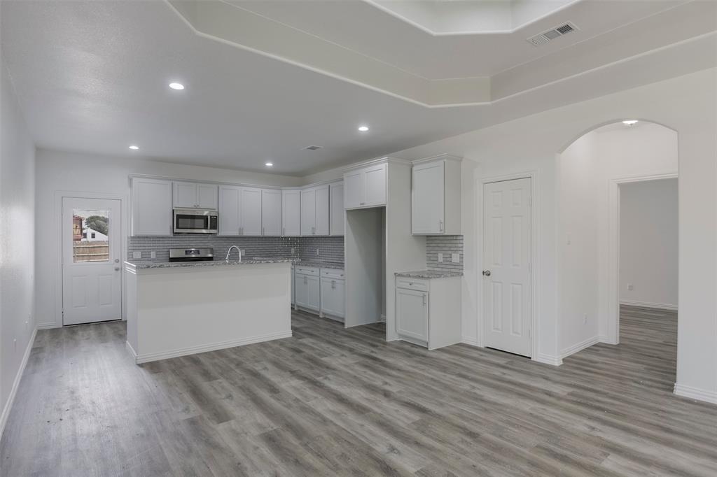 2506 S Denley Drive Property Photo 19