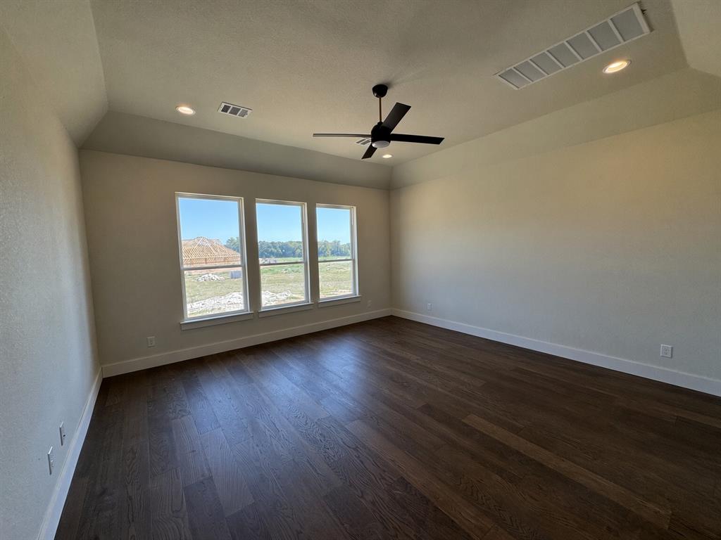 127 Guynell Property Photo 11