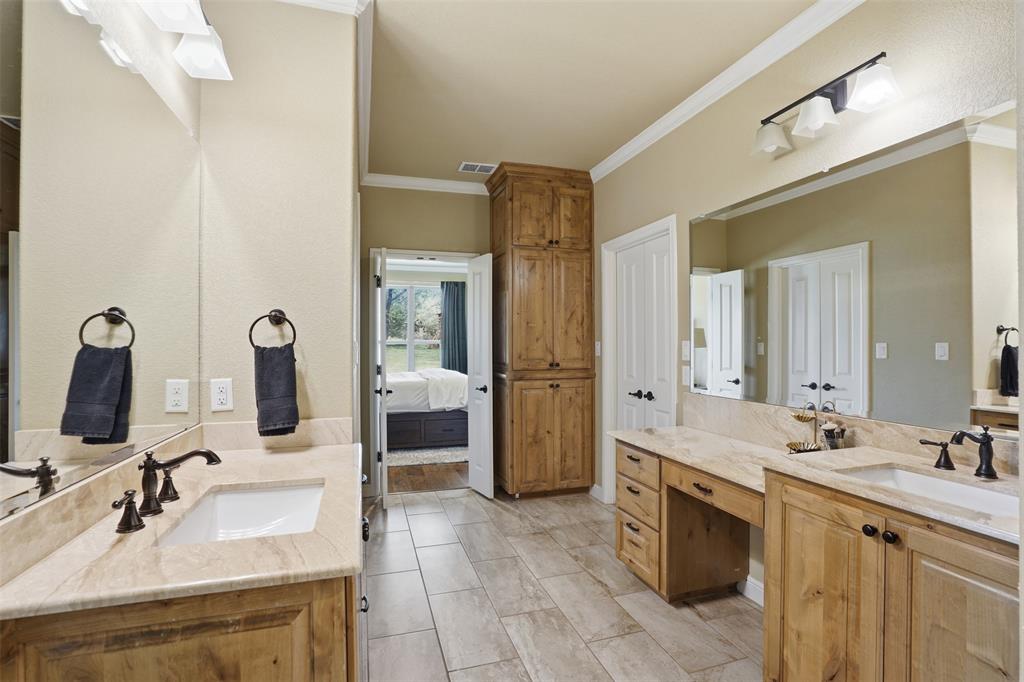 3832 Legend Trail Property Photo 11