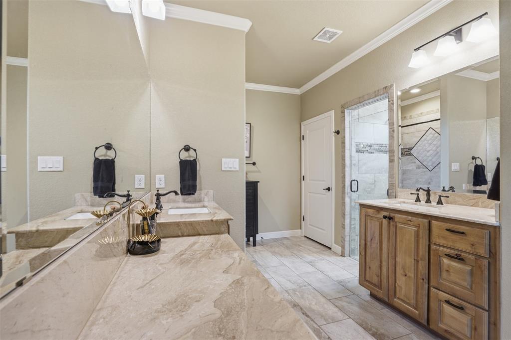 3832 Legend Trail Property Photo 12