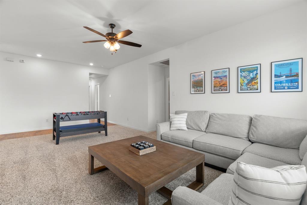 2405 Casia Landing Property Photo 20