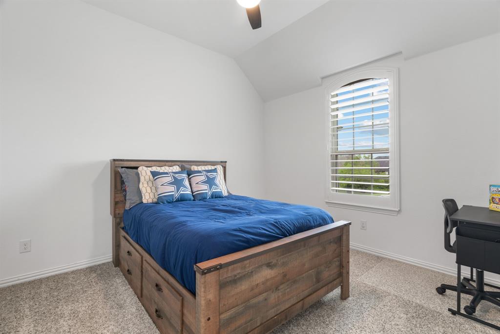 2405 Casia Landing Property Photo 26