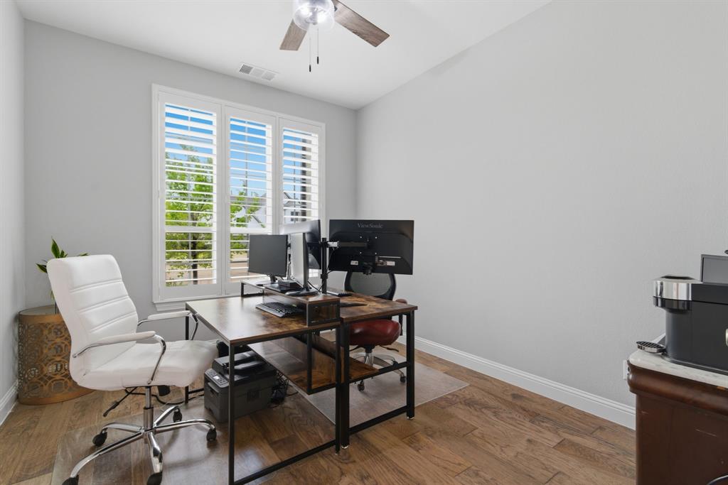 2405 Casia Landing Property Photo 29