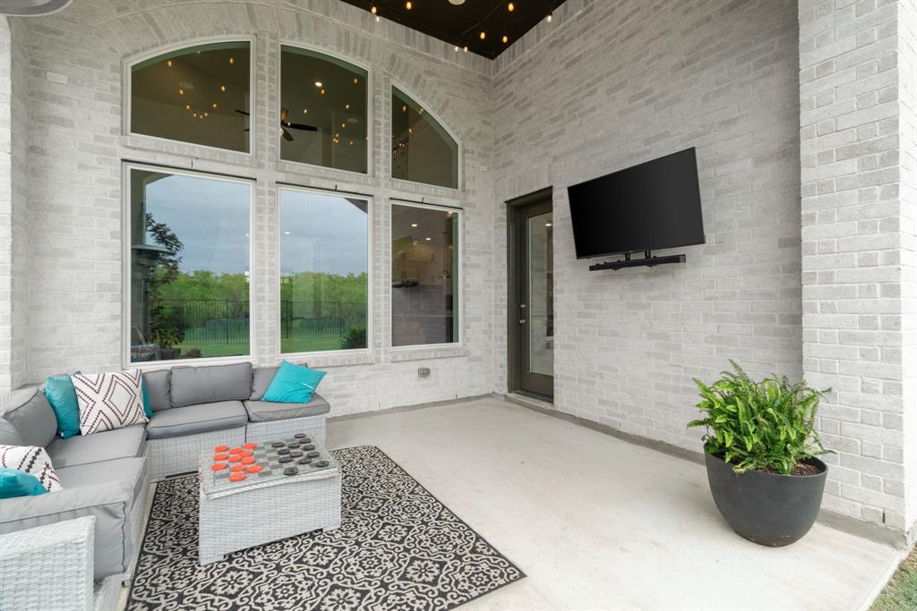 2405 Casia Landing Property Photo 32