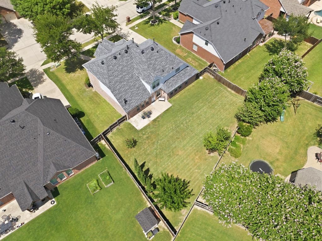 8901 Bear Creek Drive Property Photo 37