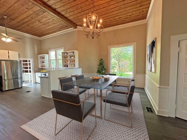 101 Baker Street Property Photo 11