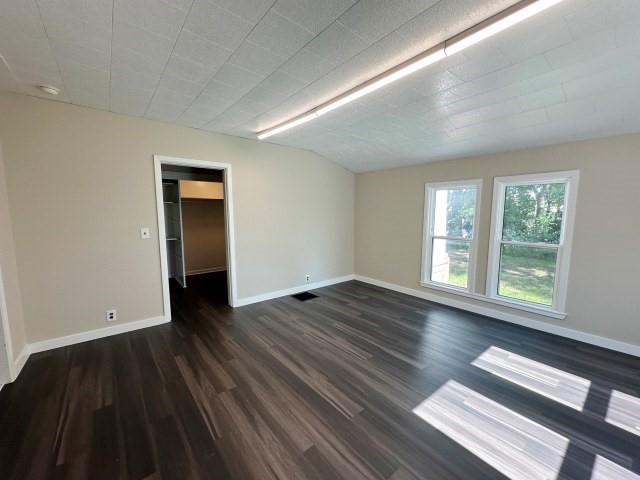 101 Baker Street Property Photo 17