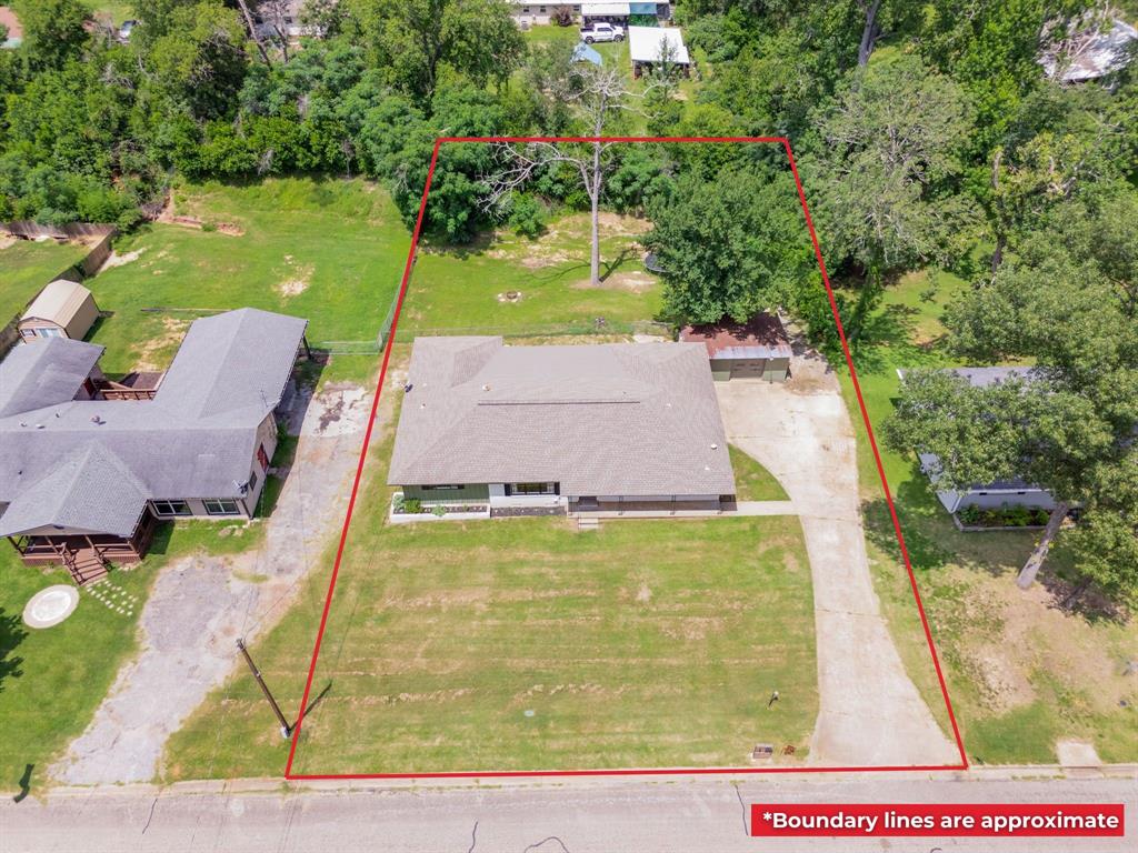 137 Gardner Drive Property Photo 1