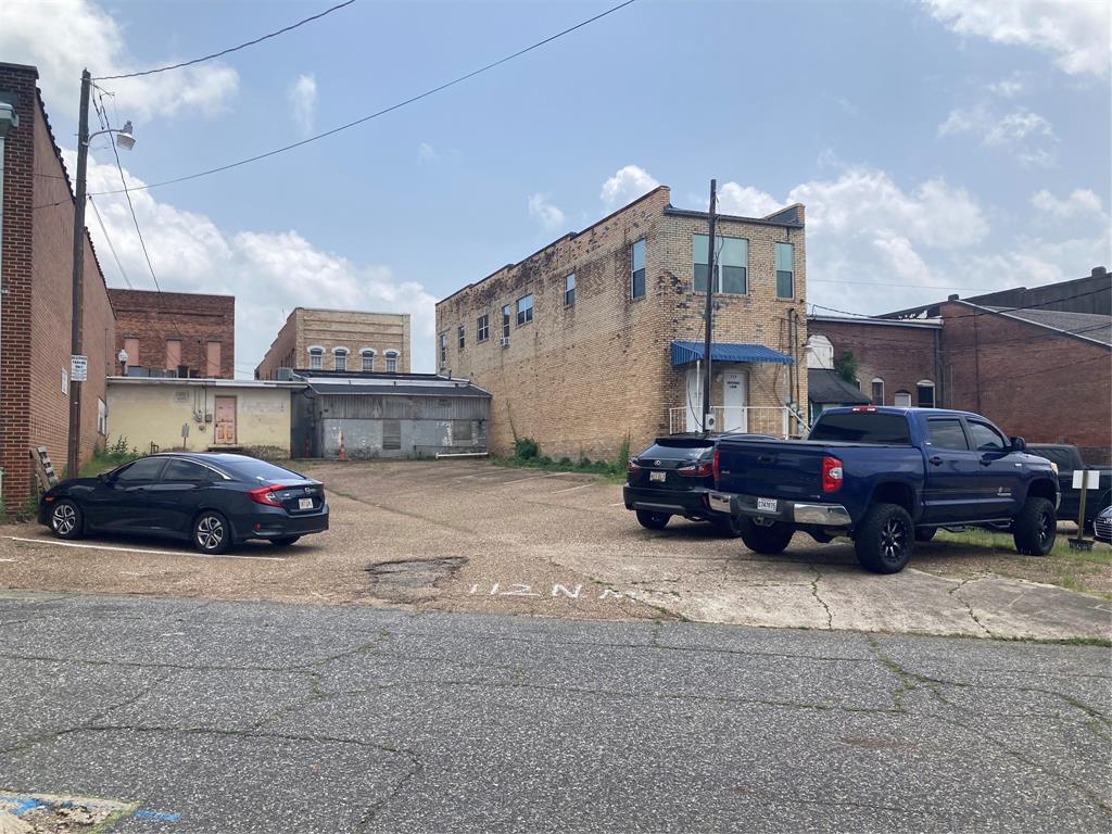 112 N Monroe Street Property Photo 5