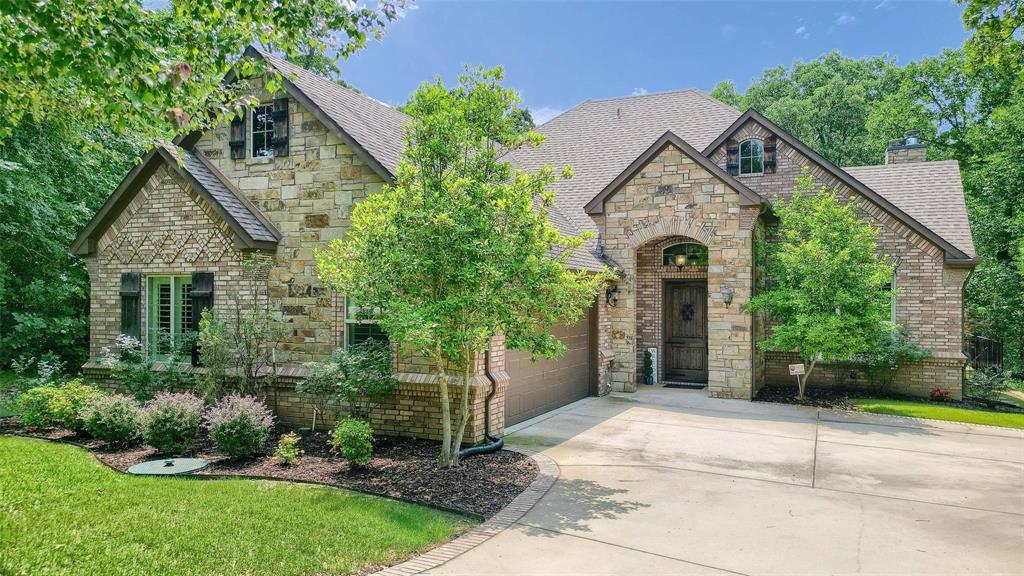 360 Dublin Circle Property Photo 2