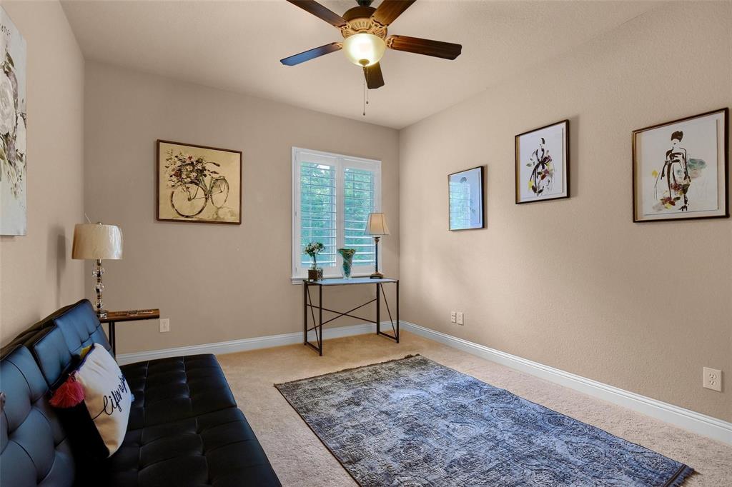 360 Dublin Circle Property Photo 24