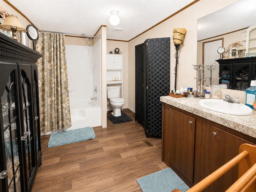 8883 County Road 2075 Property Photo 18