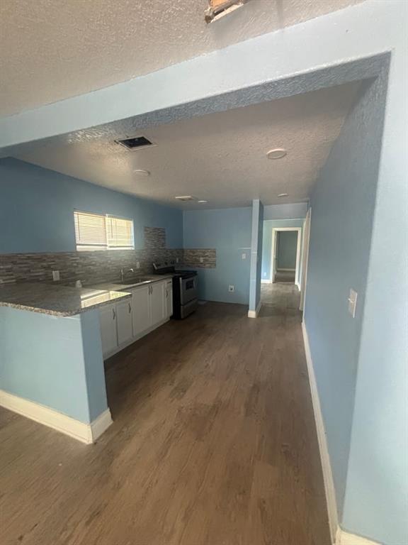 2926 Tampico Street Property Photo 7