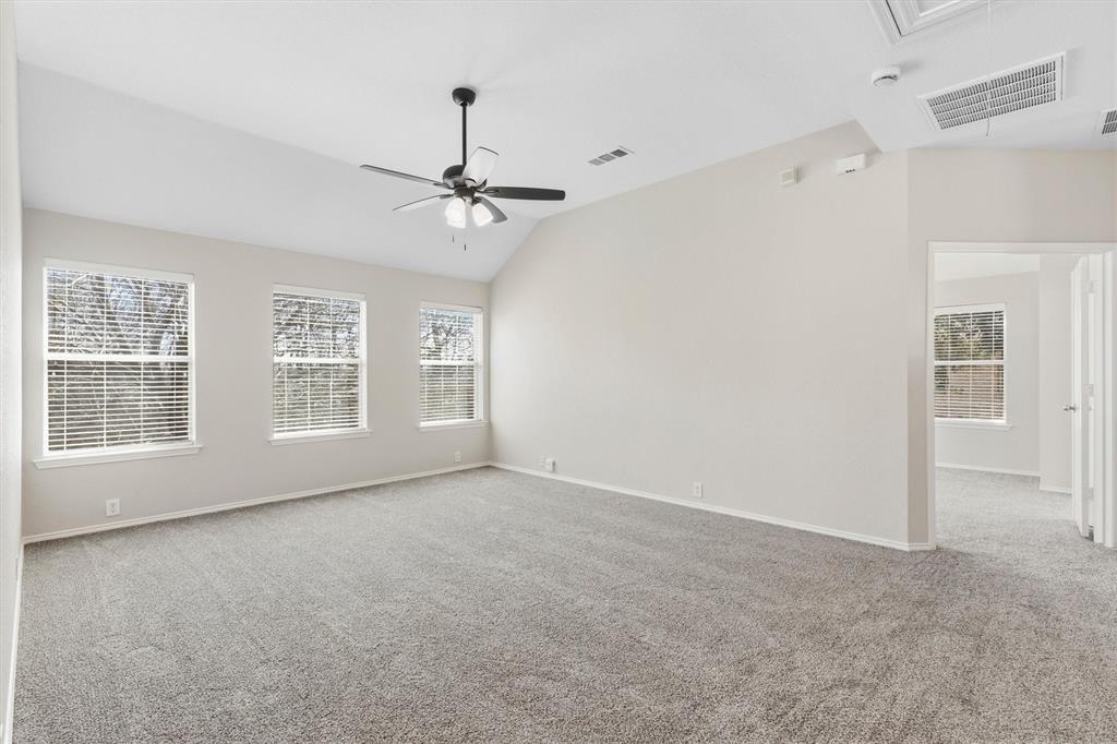 8625 Luzerne Drive Property Photo 15