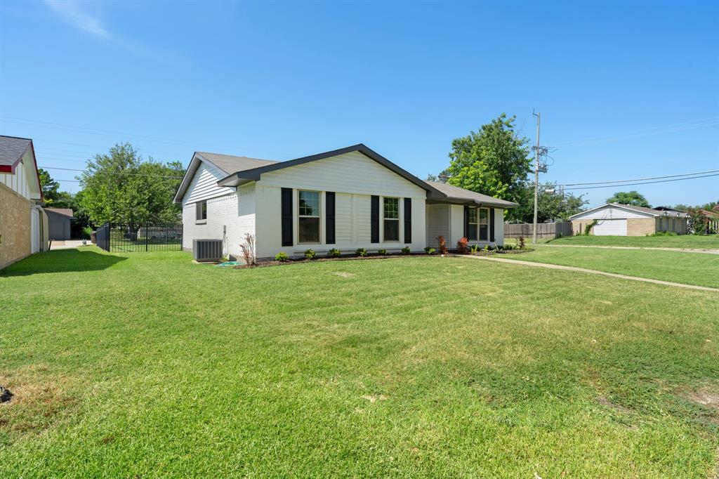 1700 Jasmine Lane Property Photo 1