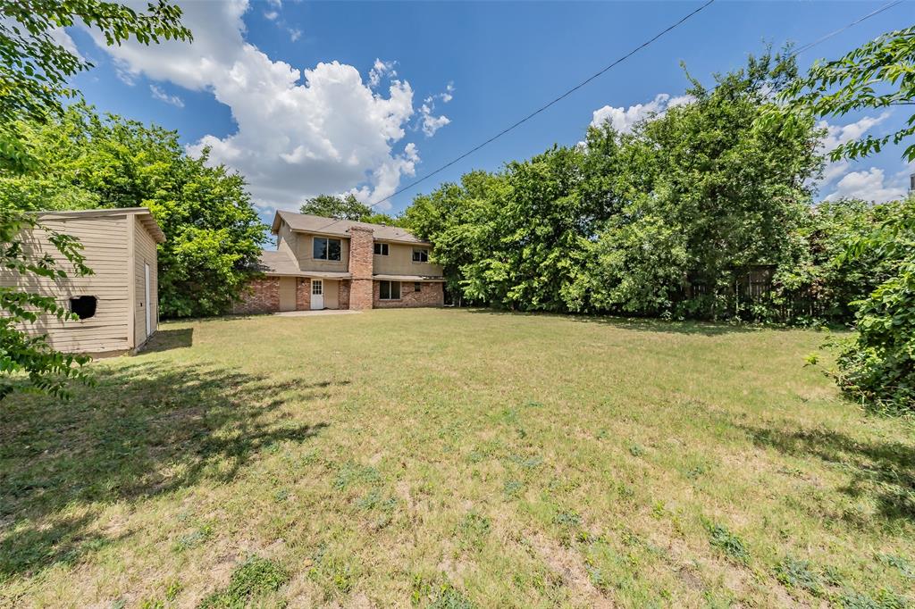 418 Longworth Boulevard Property Photo 5