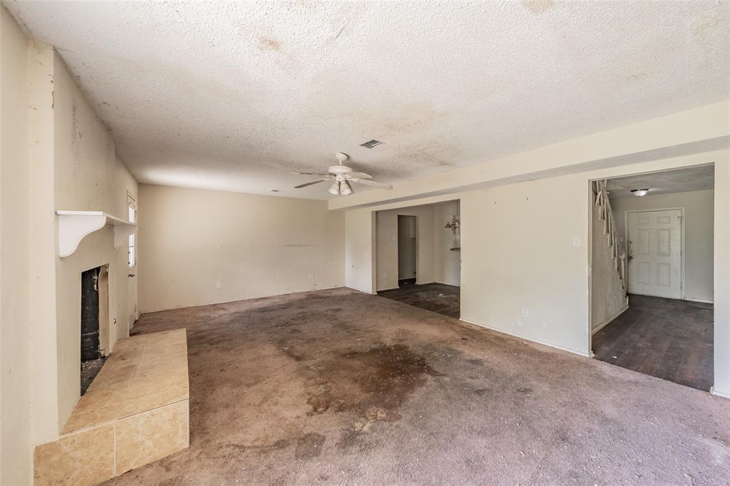 418 Longworth Boulevard Property Photo 8