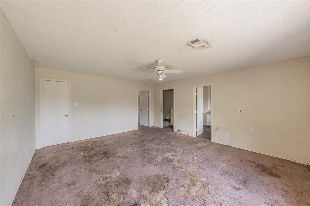 418 Longworth Boulevard Property Photo 15