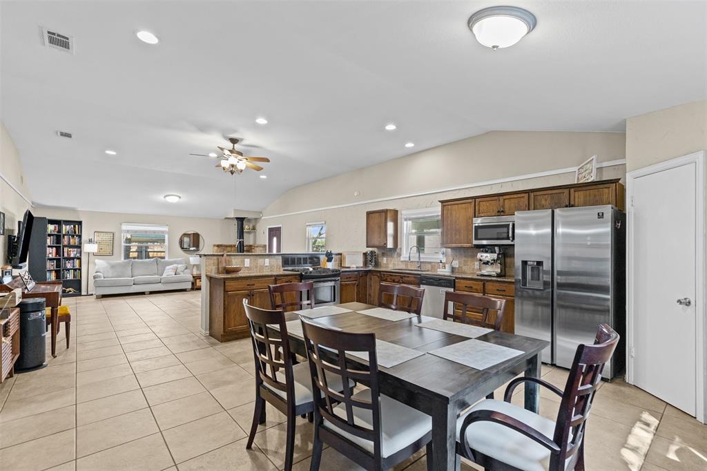 5117 Curzon Avenue Property Photo 10