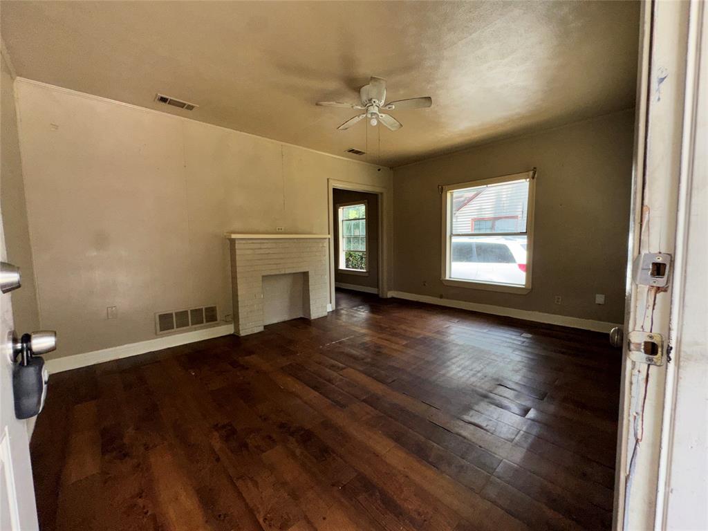 127 Blevins Street Property Photo 6