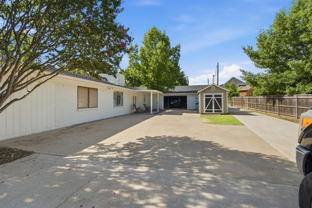 3001 Curry Road Property Photo 35