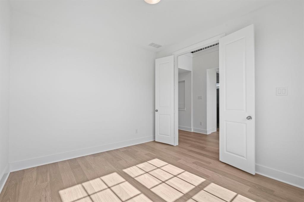 3101 Casa Blanca Street Property Photo 22