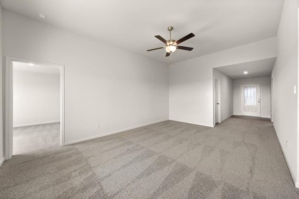 13413 Gitty Up Circle Property Photo 6