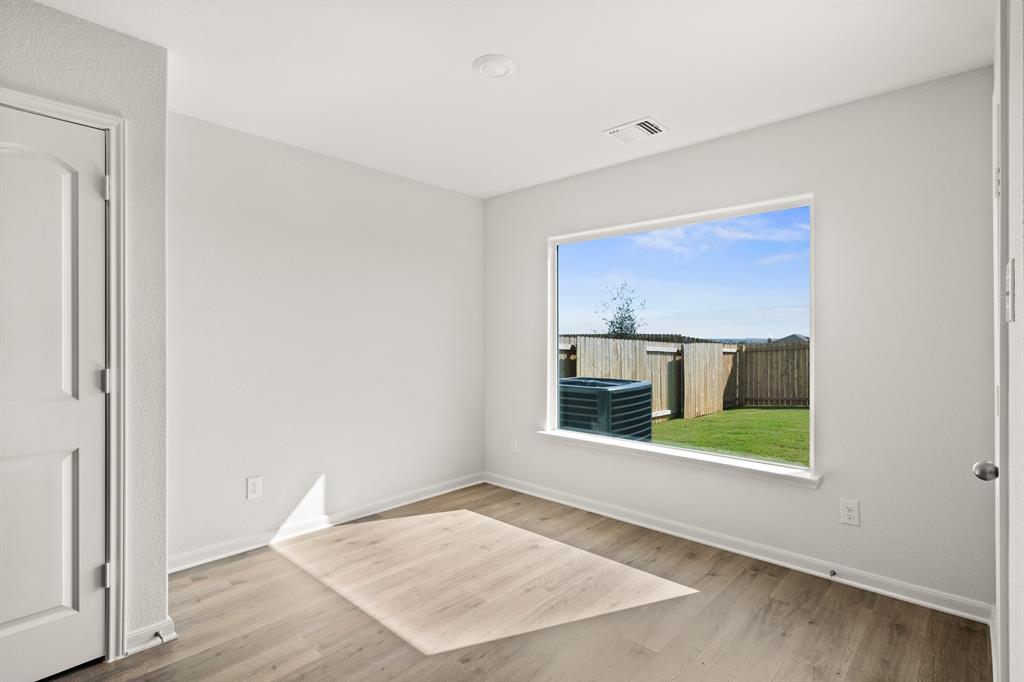13413 Gitty Up Circle Property Photo 4