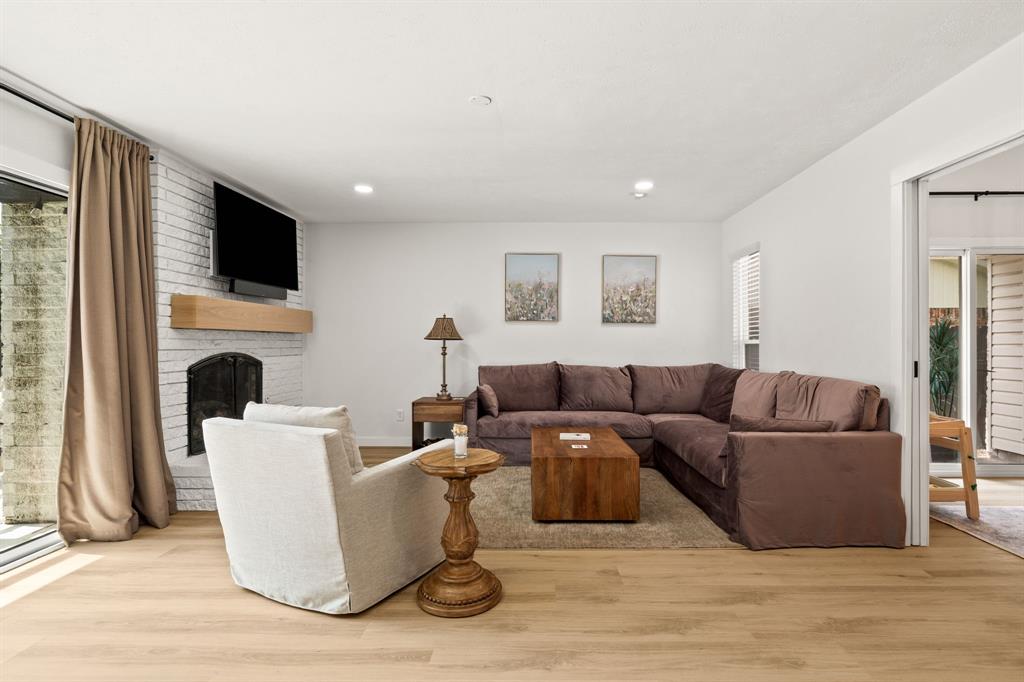 9306 Rolling Rock Lane Property Photo 10