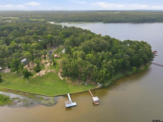 20 Red Oak Property Photo 2