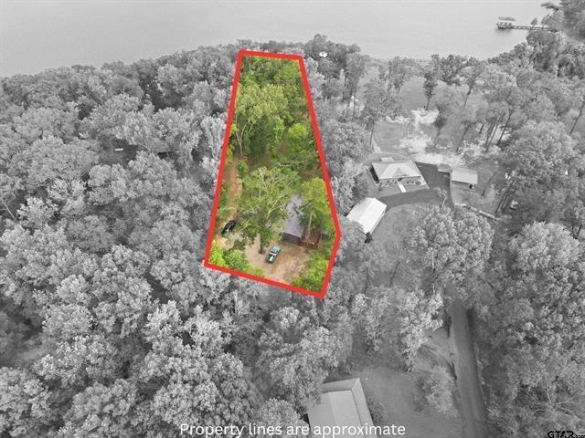 20 Red Oak Property Photo 3