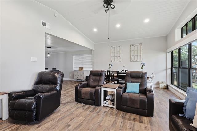 20 Red Oak Property Photo 10