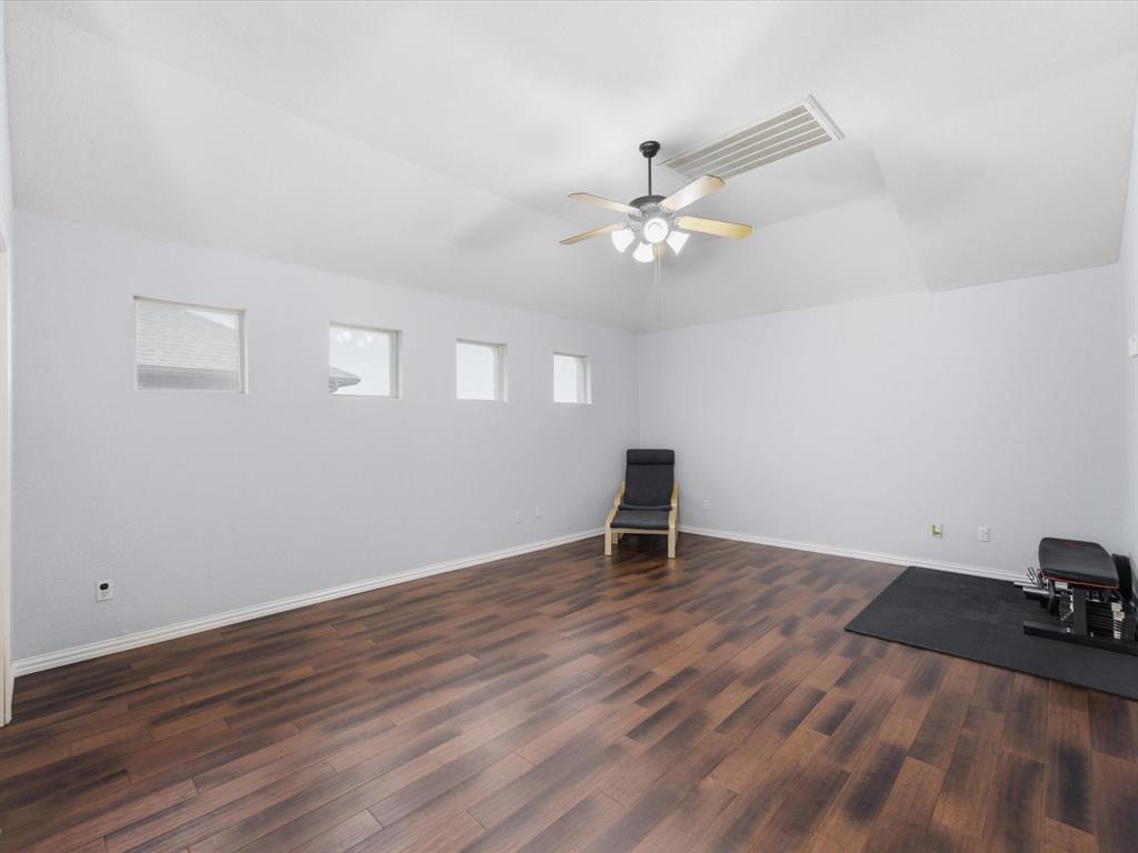 5404 Worley Drive Property Photo 23