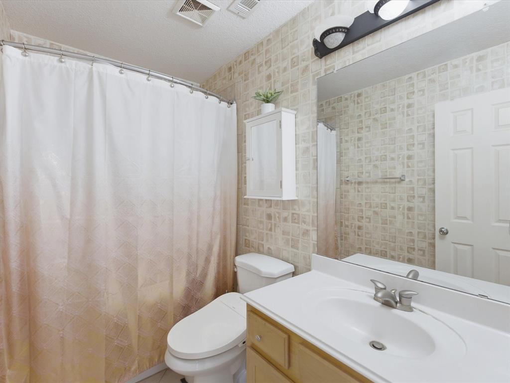 5404 Worley Drive Property Photo 32