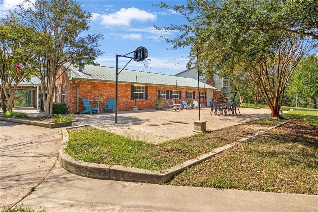 2027 Fm 779 Property Photo 2