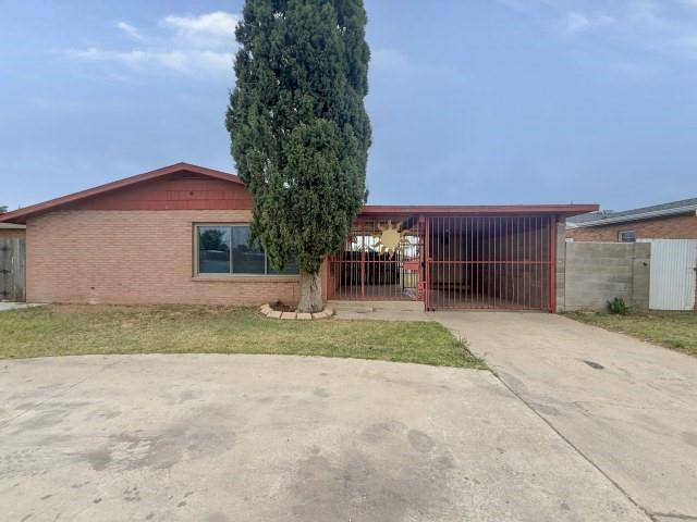 1402 E 42nd Street Property Photo 1
