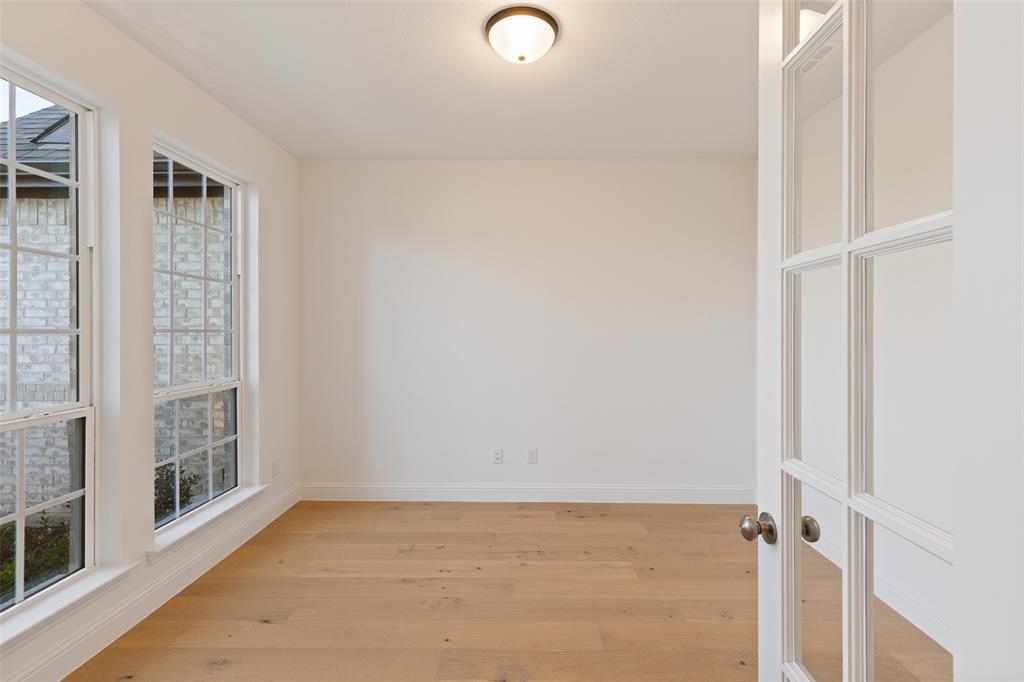 2380 Rainforest Drive Property Photo 9