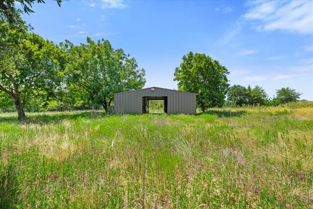 1642 Nw County Road 1040 Property Photo 35