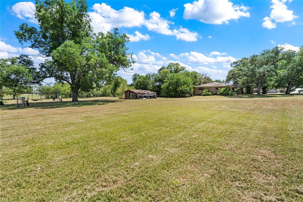 332 Illinois Property Photo 21
