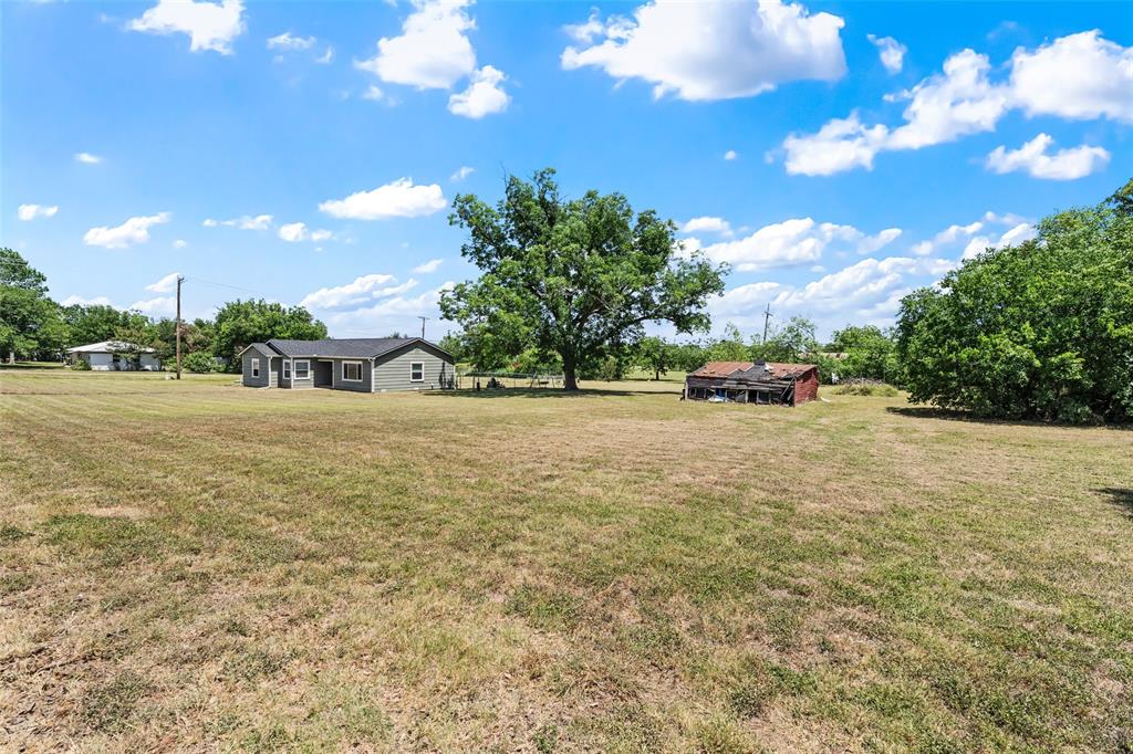 332 Illinois Property Photo 22